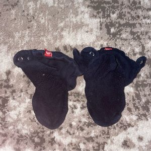 ZUTANO black fleece booties snap closure 24M gender neutral boy girl